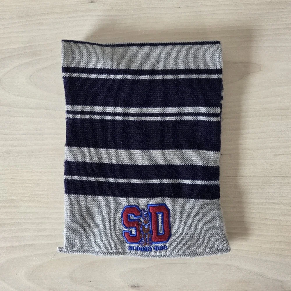 Vintage 2002 Scooby Doo Striped Winter Knit Scarf Cartoon Network Hanna Barbera
